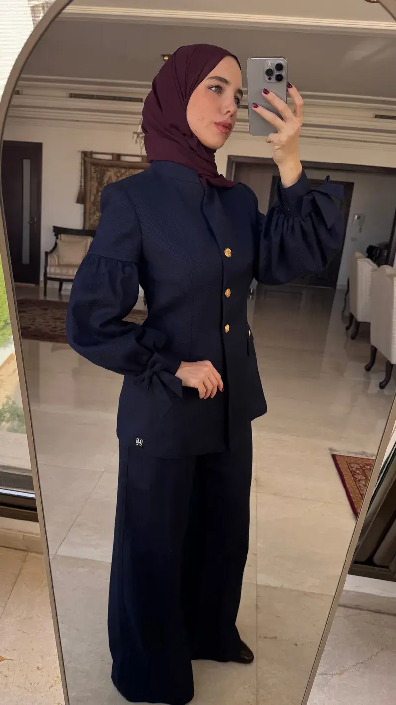 طقم رويا بلون الكحلي الداكن