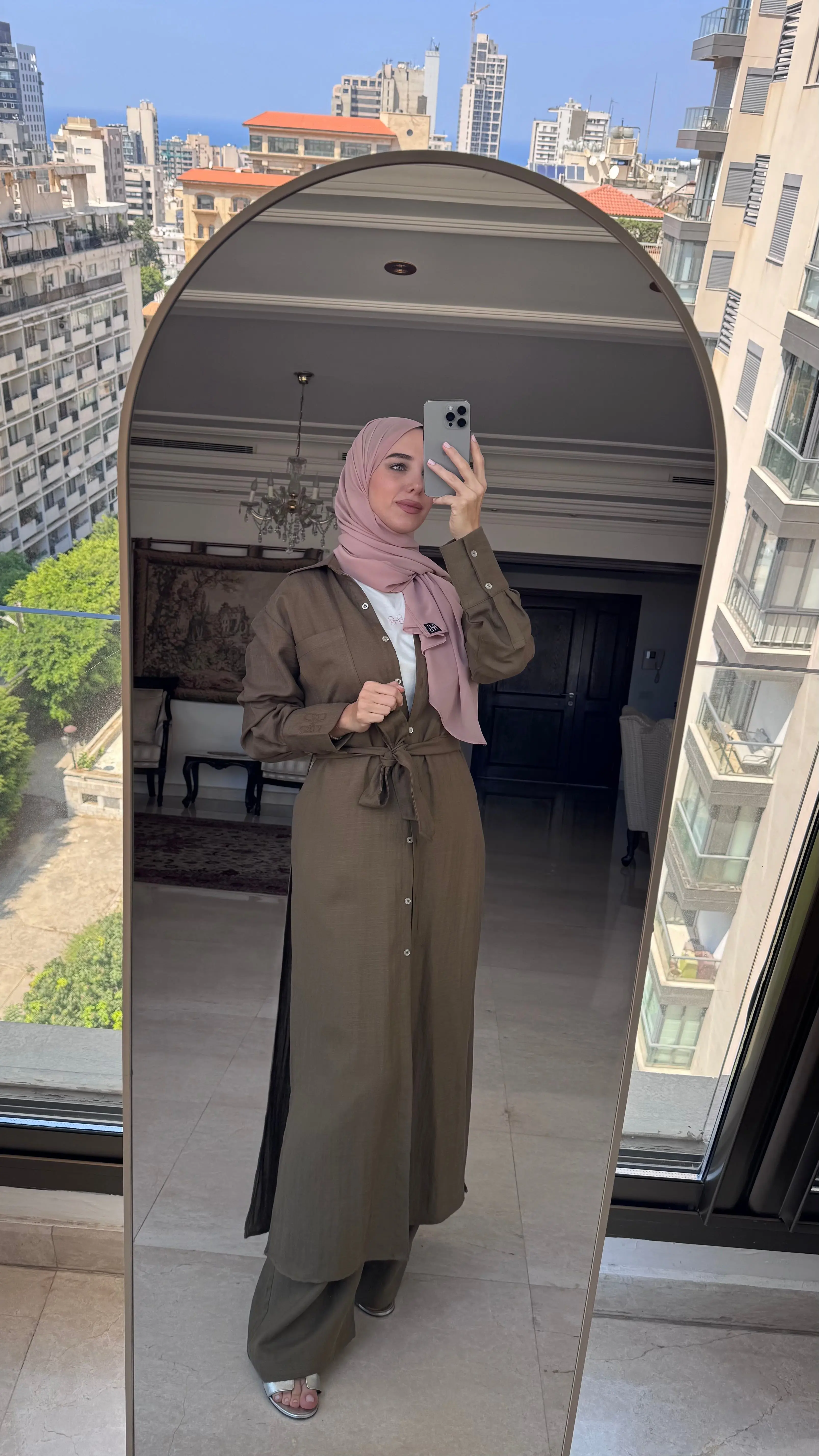 طقم سحر باللون الأخضر العسكري