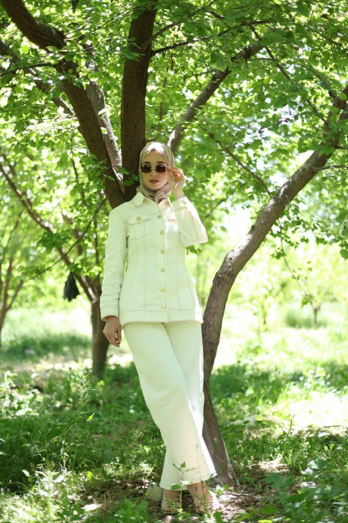 Alma Denim Set in Soft White
