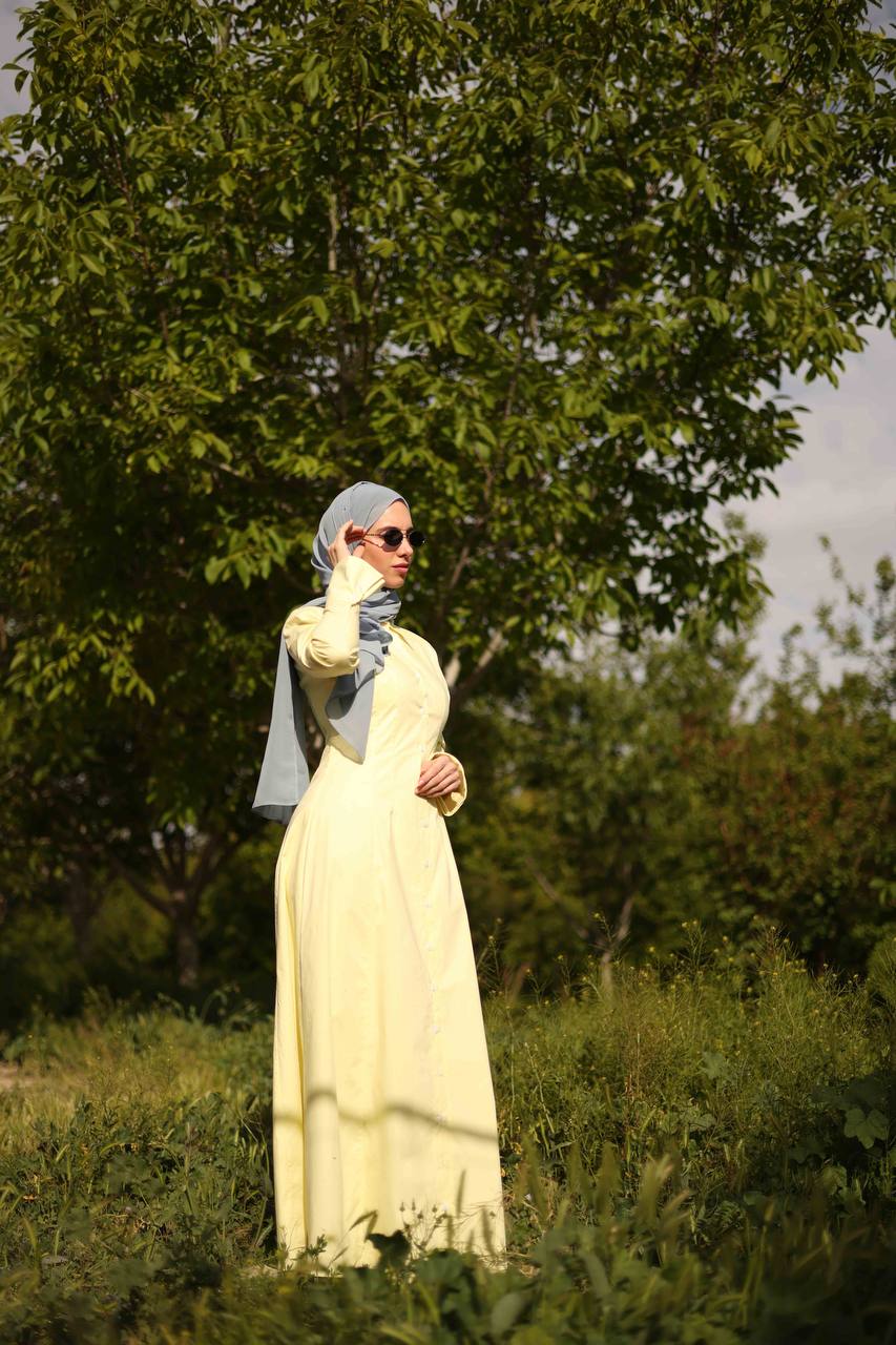 Farah Poplin Dress in Butter Yellow - Image 4