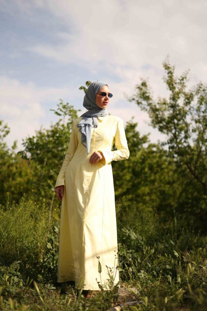 Farah Poplin Dress in Butter Yellow