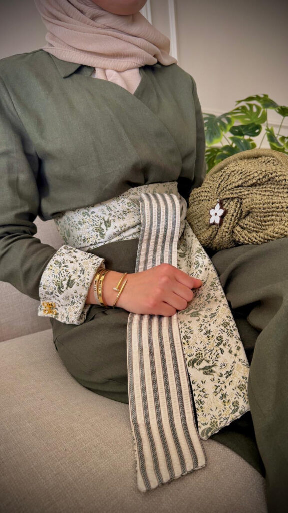 Love Birds Linen Set