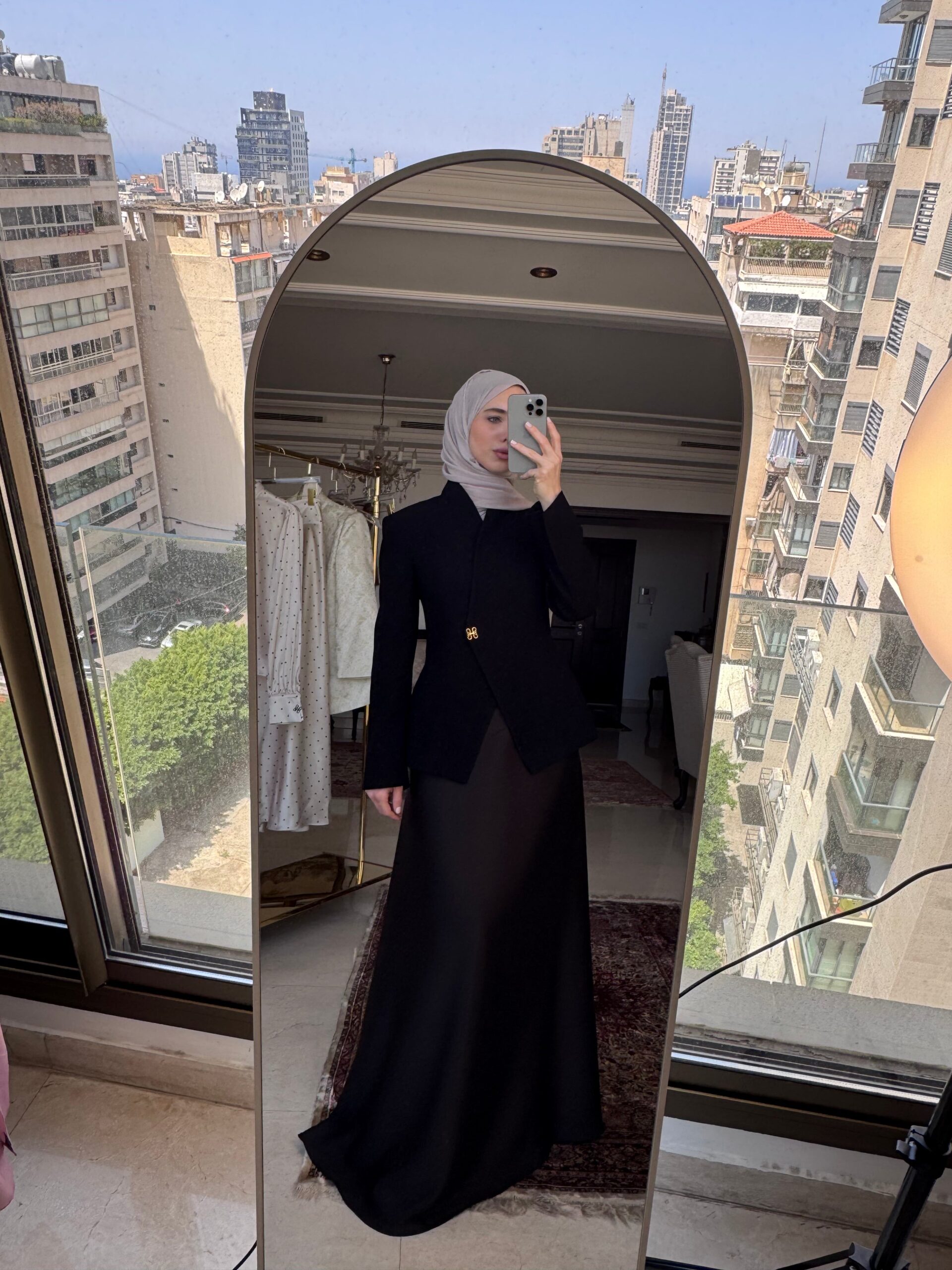 Perla Blazer Set in Black - الصورة 3