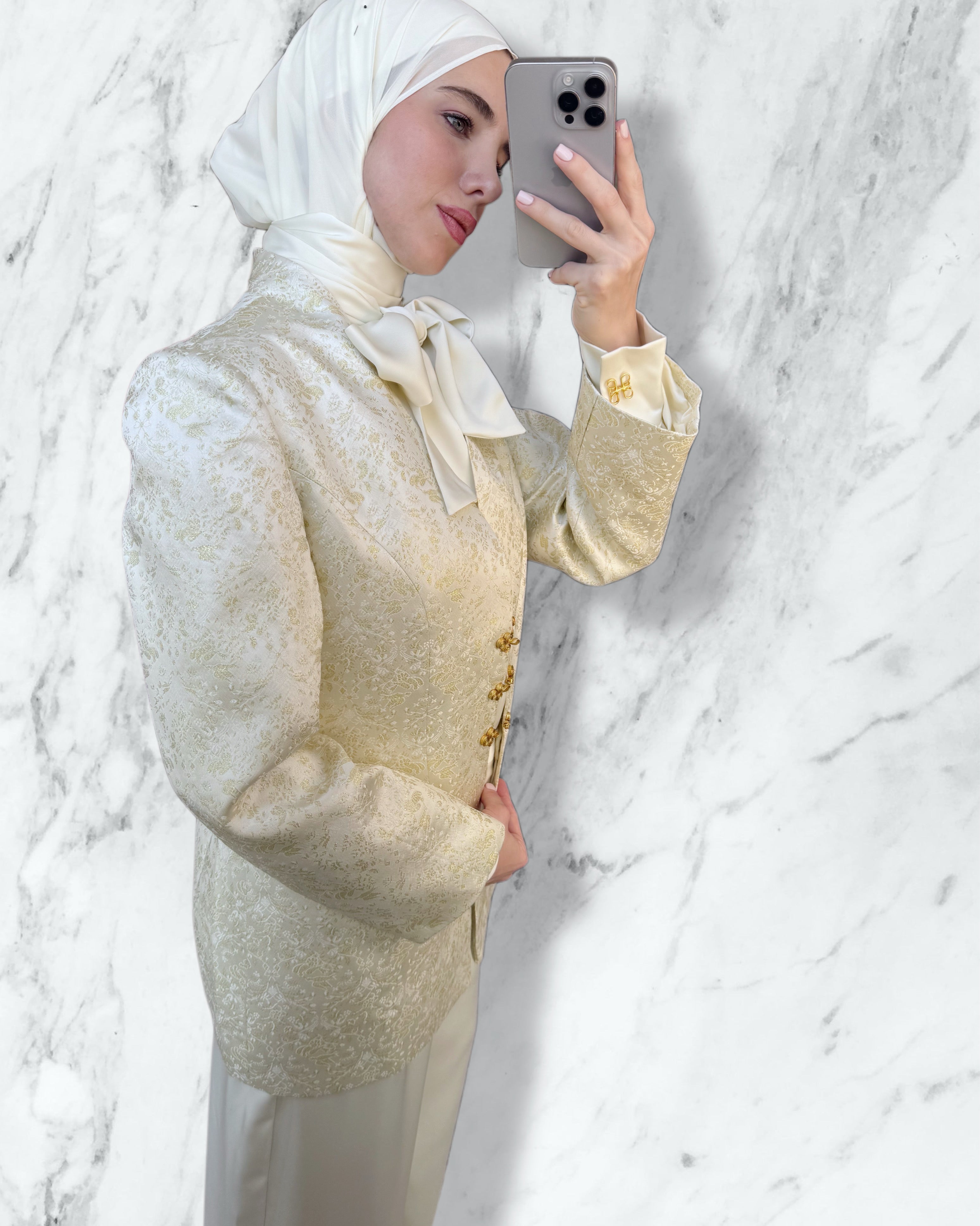 Masa Blazer in Love Birds Brocade - Image 3