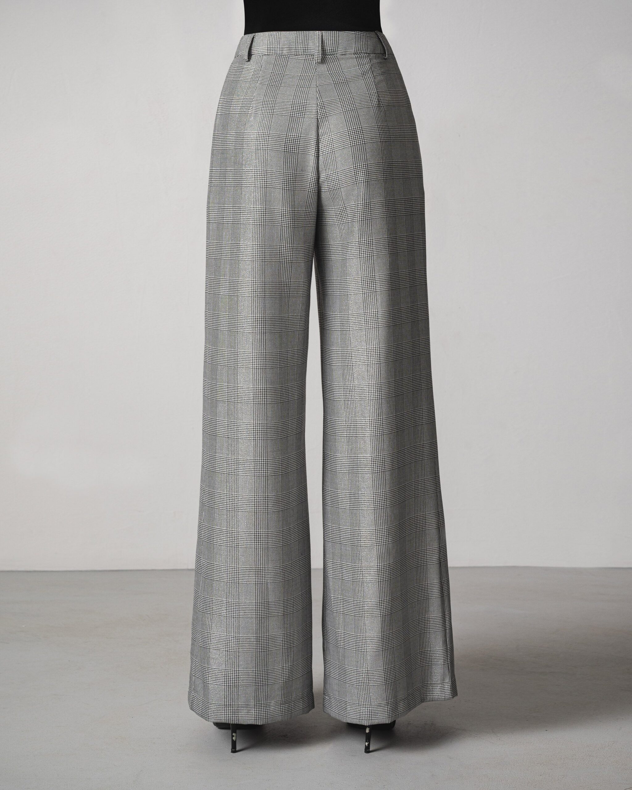 Balqees Plaid Suit - Image 5