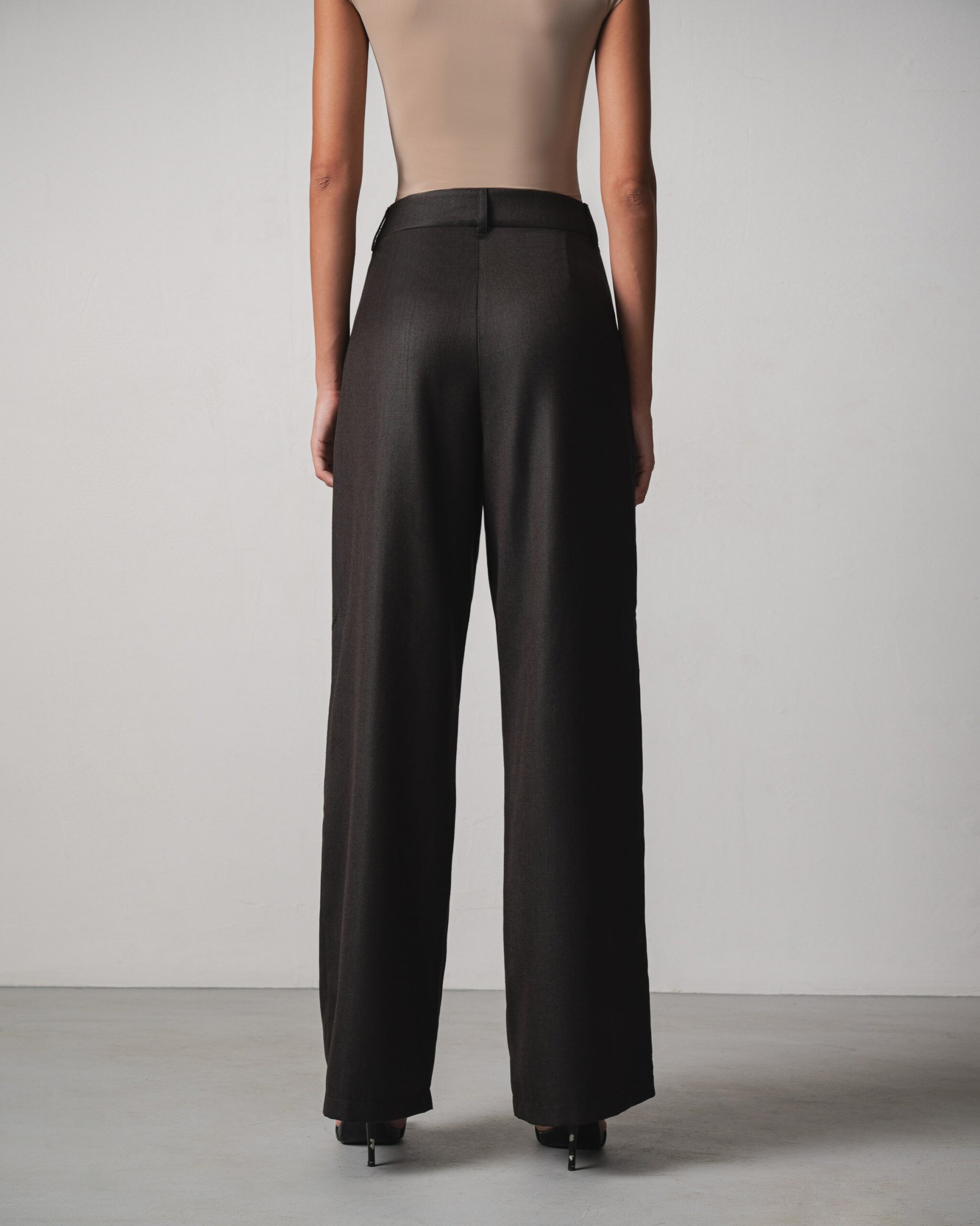 Nada Suit in Dark Brown - Image 4