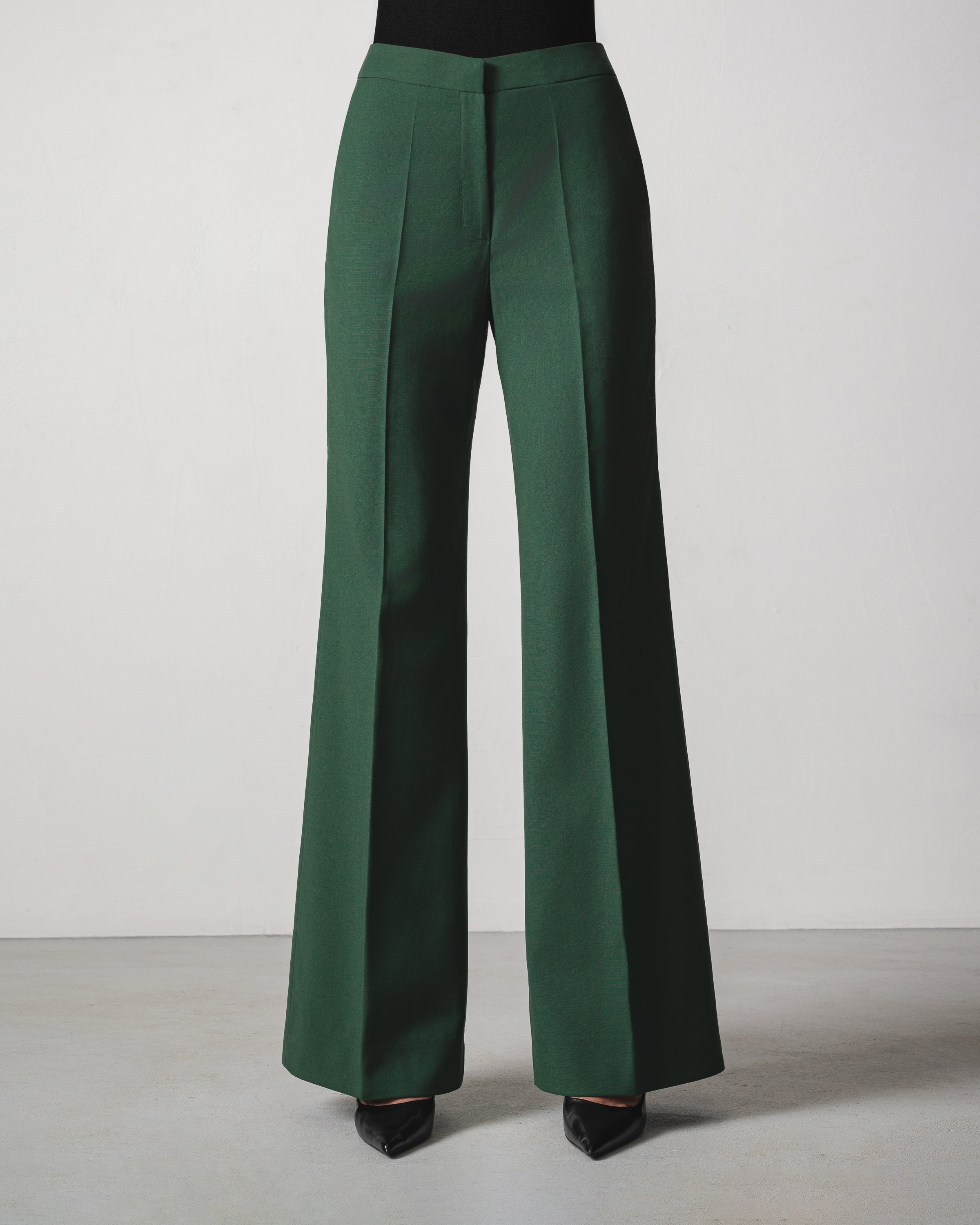Yusra Set in Dark Green - Image 4