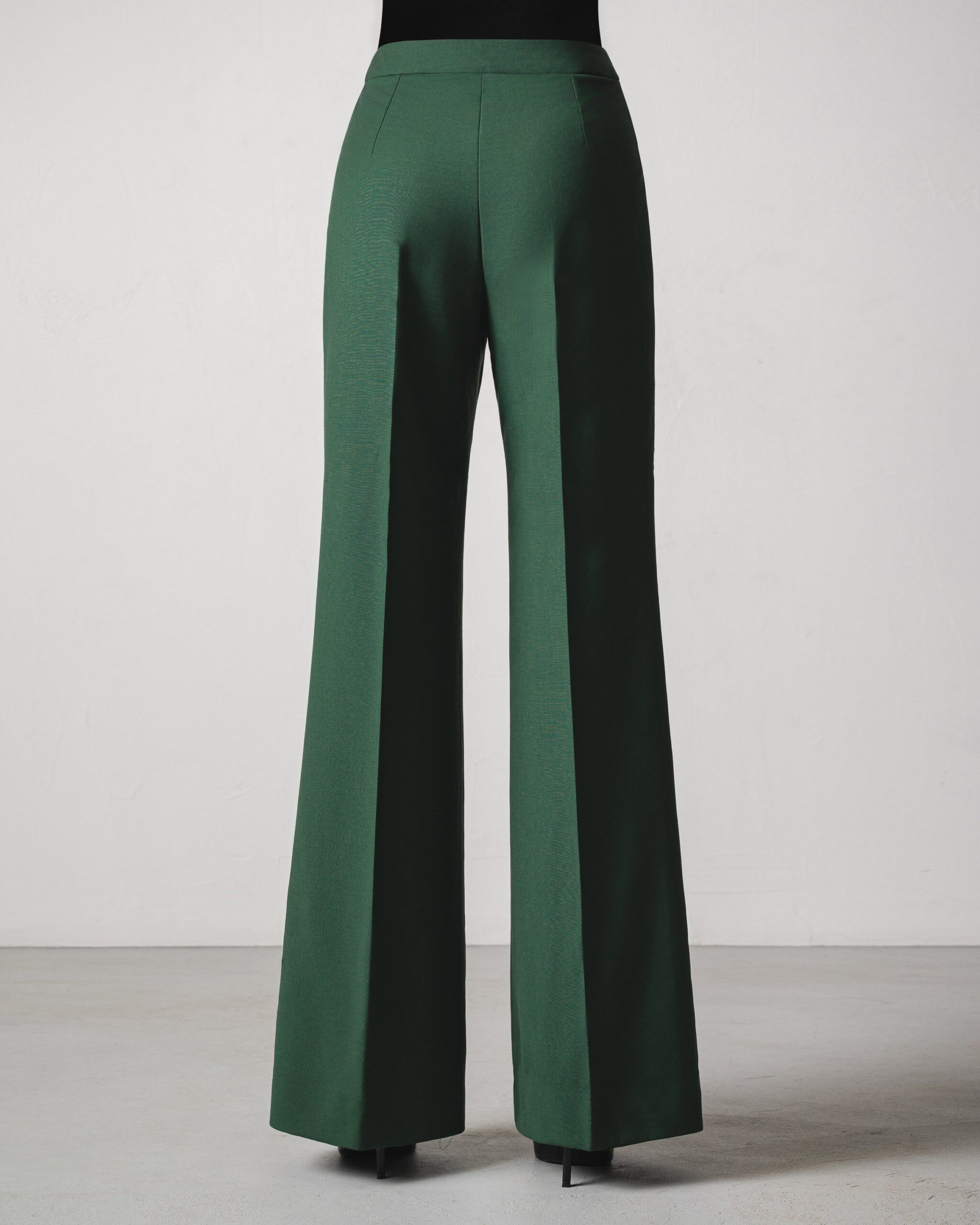 Yusra Set in Dark Green - Image 6