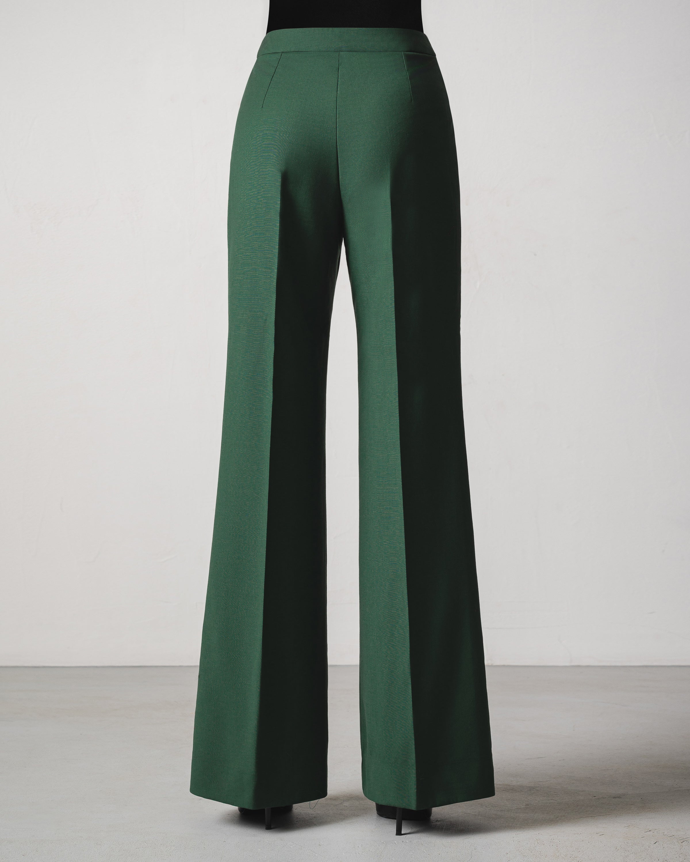 Yusra Set in Dark Green - Image 6