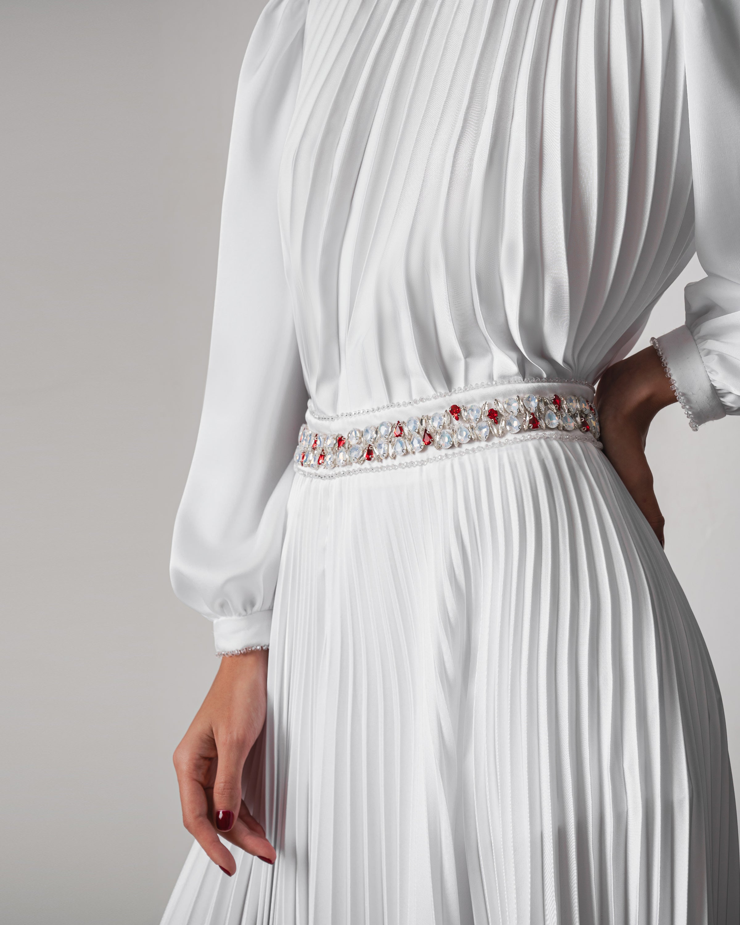 Reem Set in Crisp White - Image 7