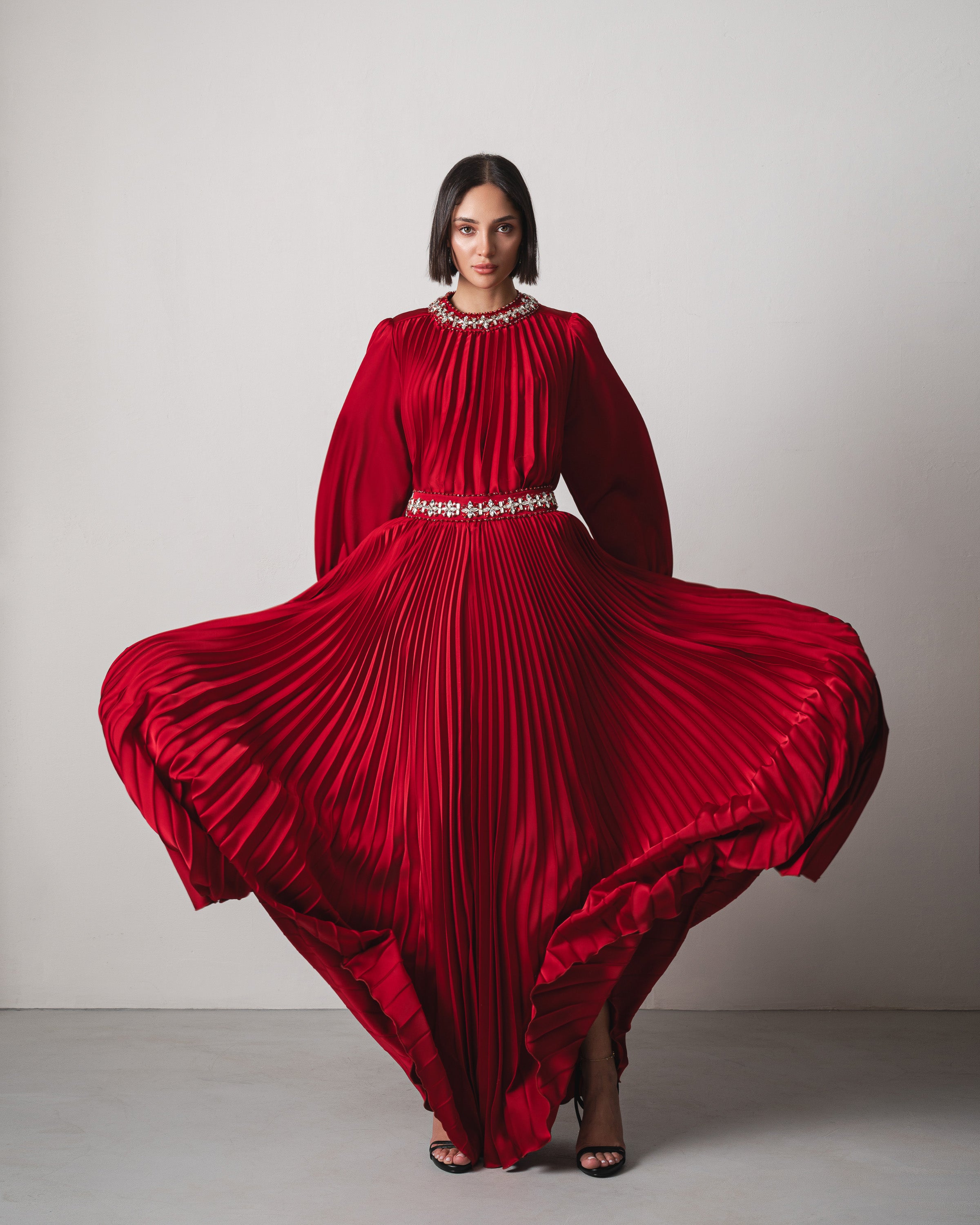 Reem Set in Cherry Red - Image 2