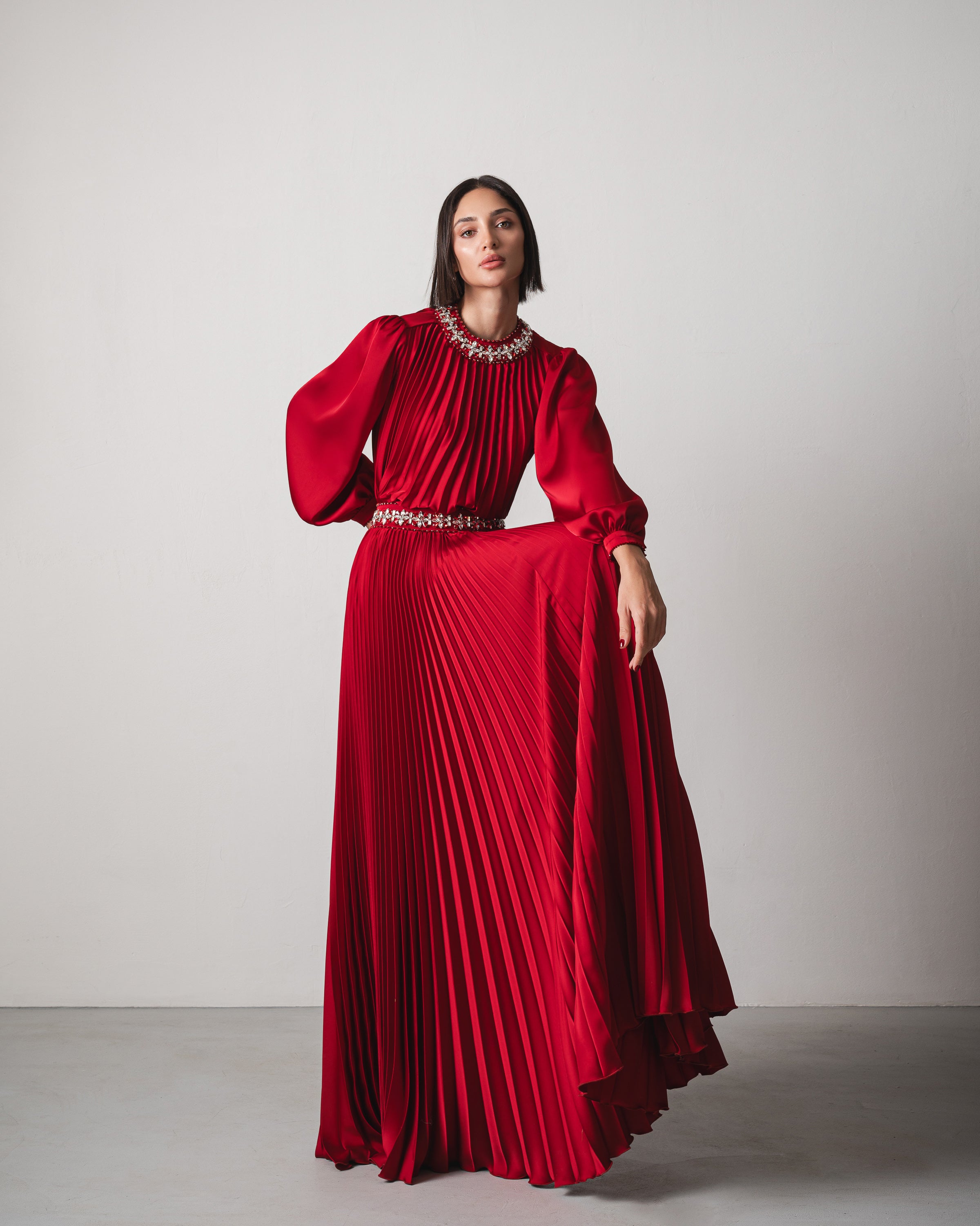 Reem Set in Cherry Red - Image 4