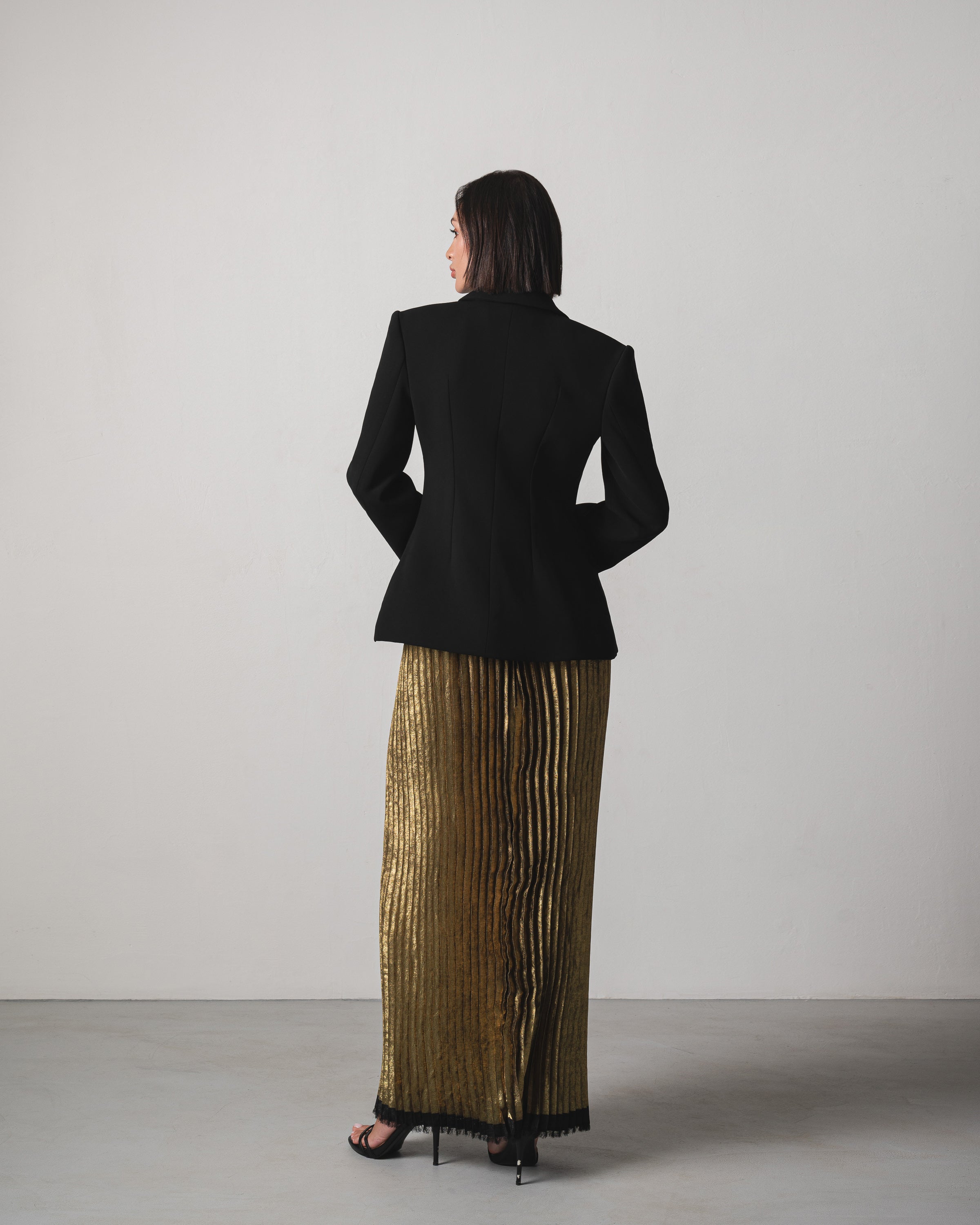 Nora Blazer in Black - Image 4