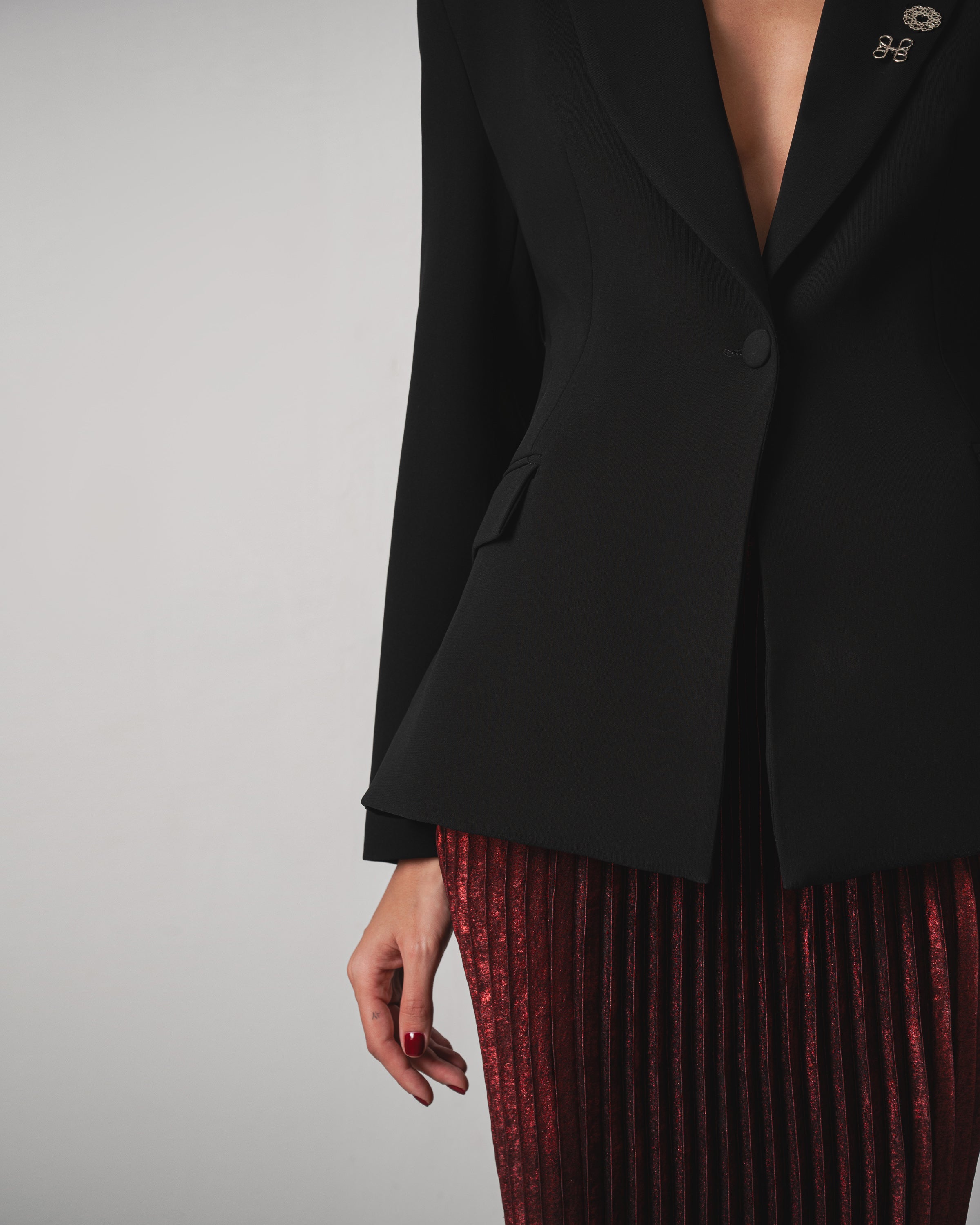 Nora Blazer in Black - Image 5