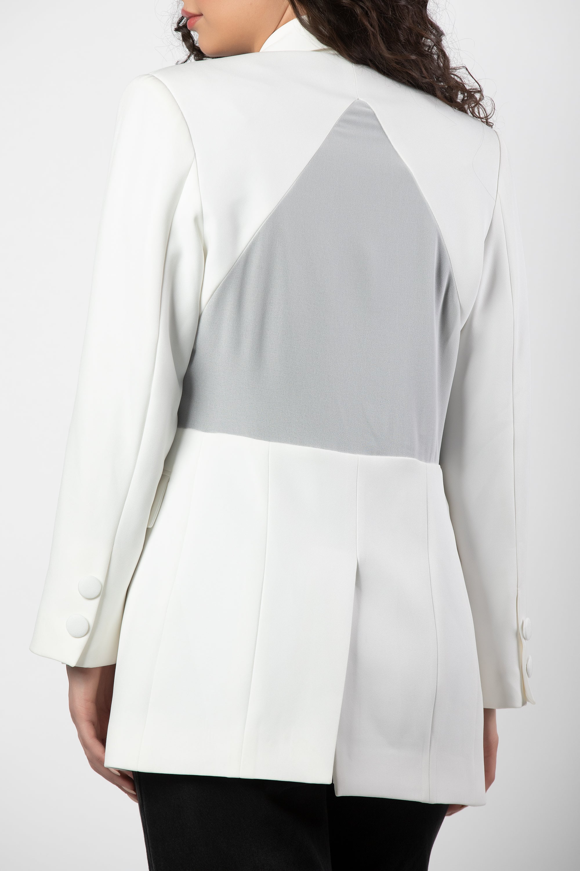 Aleen fitted blazer in crisp white - Image 2