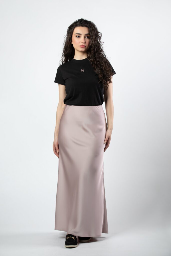 Aseel satin maxi skirt in dusty pink