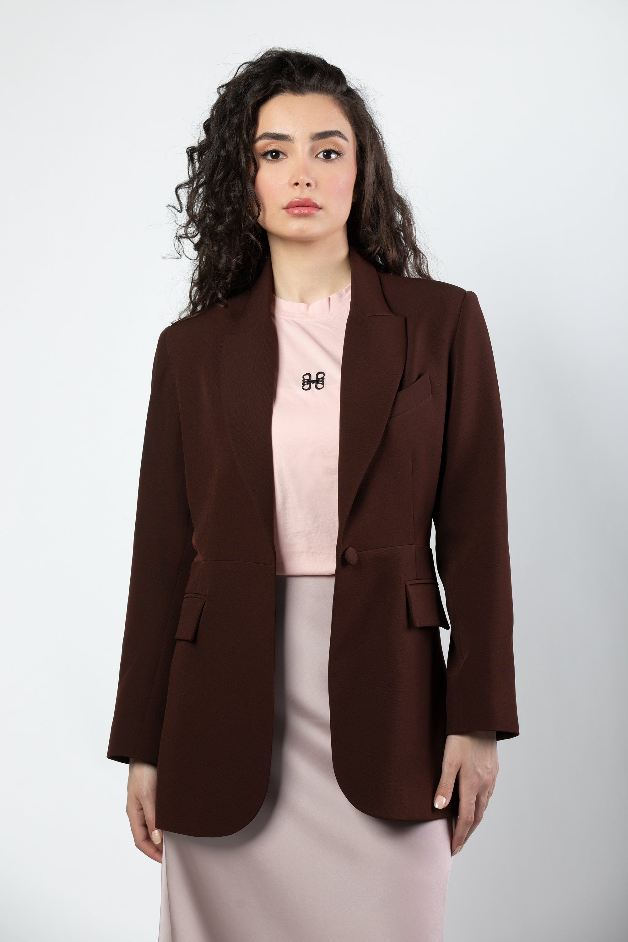 Aleen fitted blazer in mocha mousse - Image 7