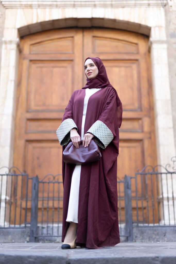 Jouri Abaya in burgundy